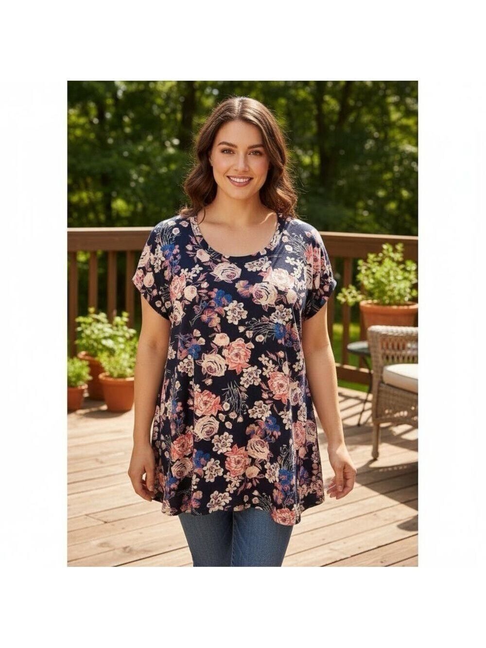 northern reflections navy and pink floral shark tooth top Size large